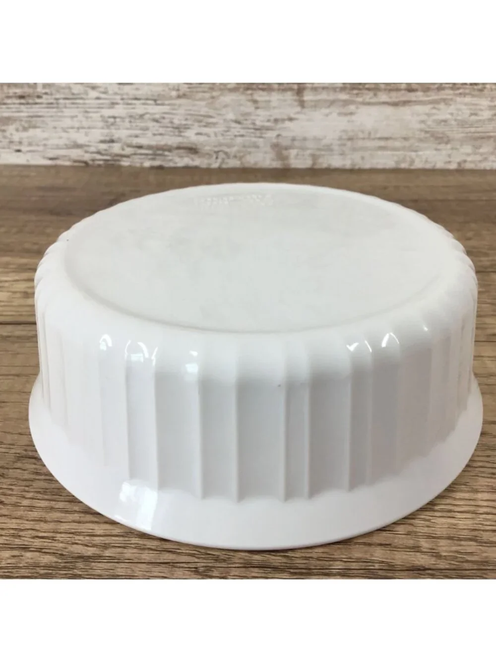 Vintage Corning Ware F-24-B Round Baking Dish 725ml NO LID White 6 1/2